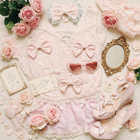 What Is the Coquette Aesthetic? The Soft Girl Era Every Indian Girl Wants In